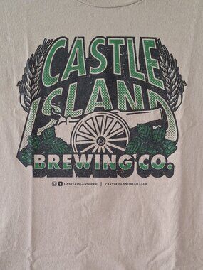 T Shirt Castle Island Brewing Beer Pub Boston MA Long Sleeve Size XL Extra Large